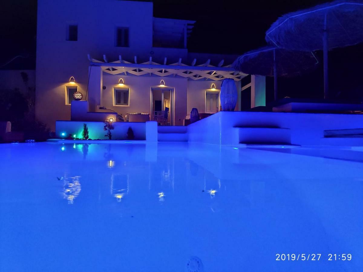 Kamári Santoxenia Luxury Villa מראה חיצוני תמונה